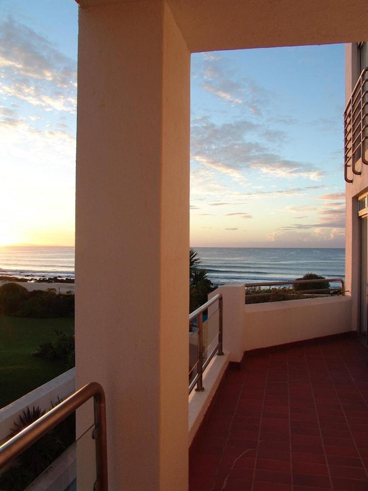 Diaz 15 House On The Bay Hotell Jeffreys Bay Exteriör bild